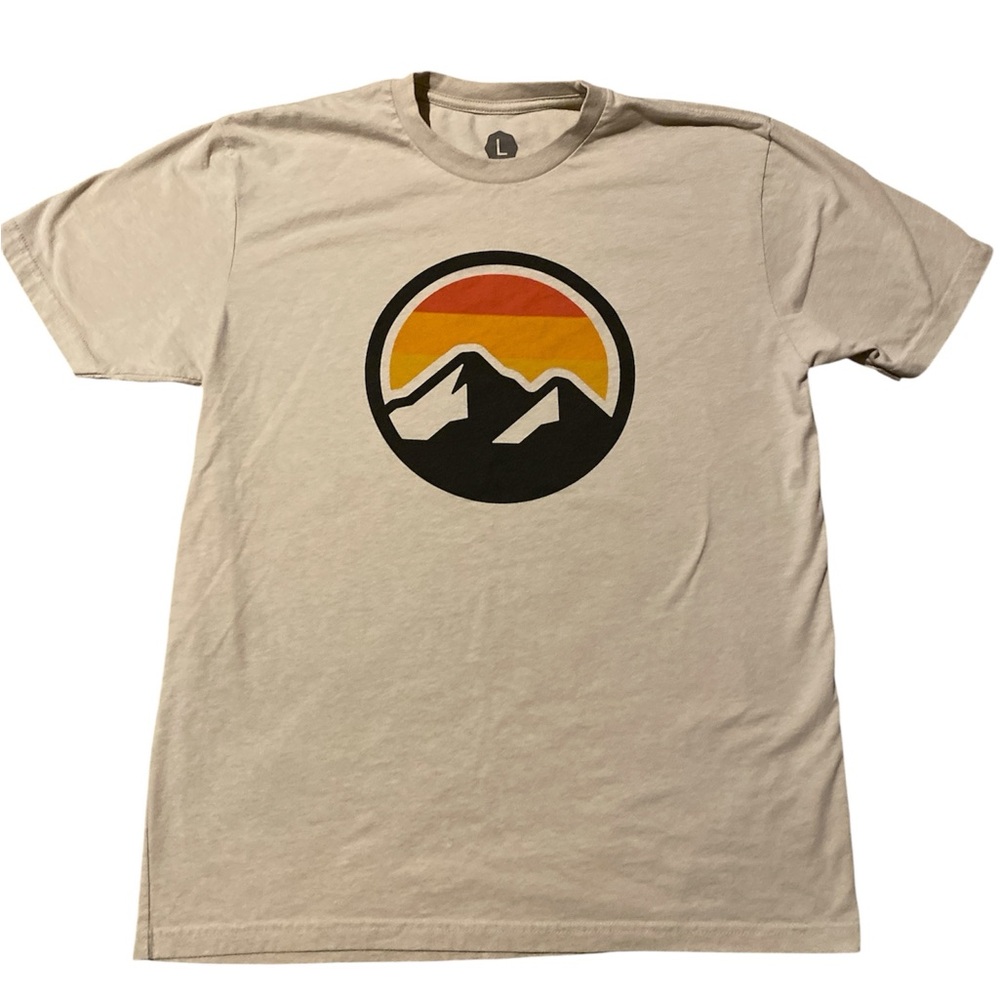 WOHVEN Beige Graphic T-Shirt Cotton Blend Short Sleeve December 2019 Men's L